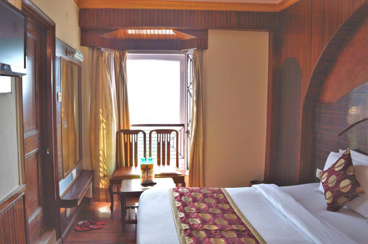 Hotel Sidharath Shimla Buitenkant foto
