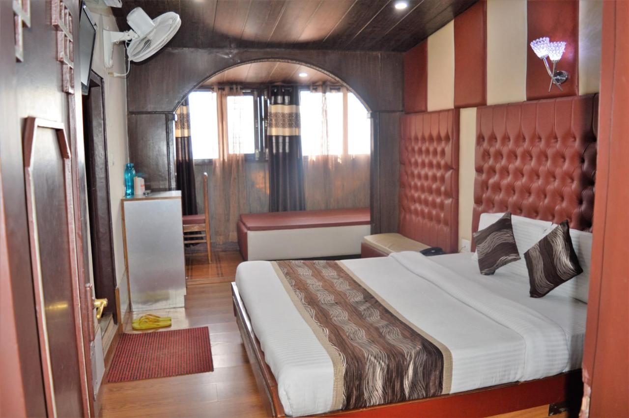 Hotel Sidharath Shimla Buitenkant foto