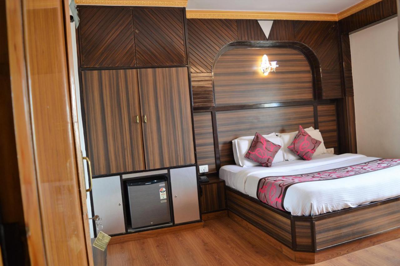 Hotel Sidharath Shimla Buitenkant foto